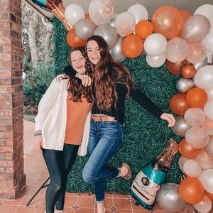 Meet your Posher, Lilly